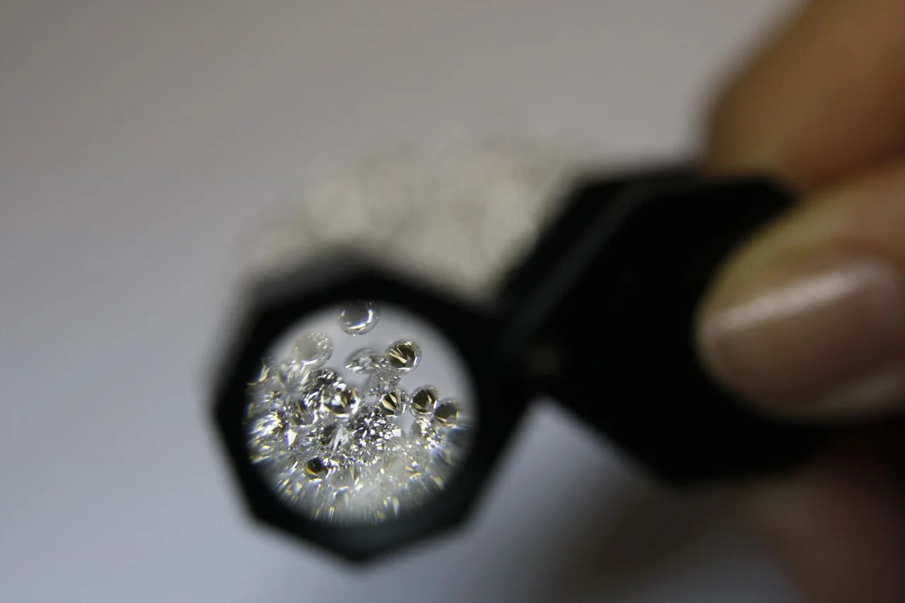 Technical precision in jewelry design